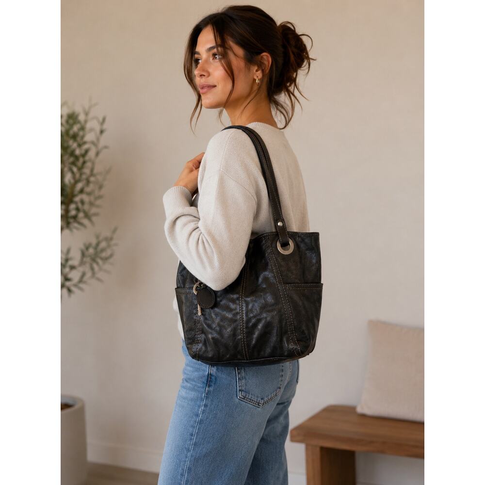 Fossil Black Leather Tote Shoulder Bag Key Charm Multi Pocket Purse